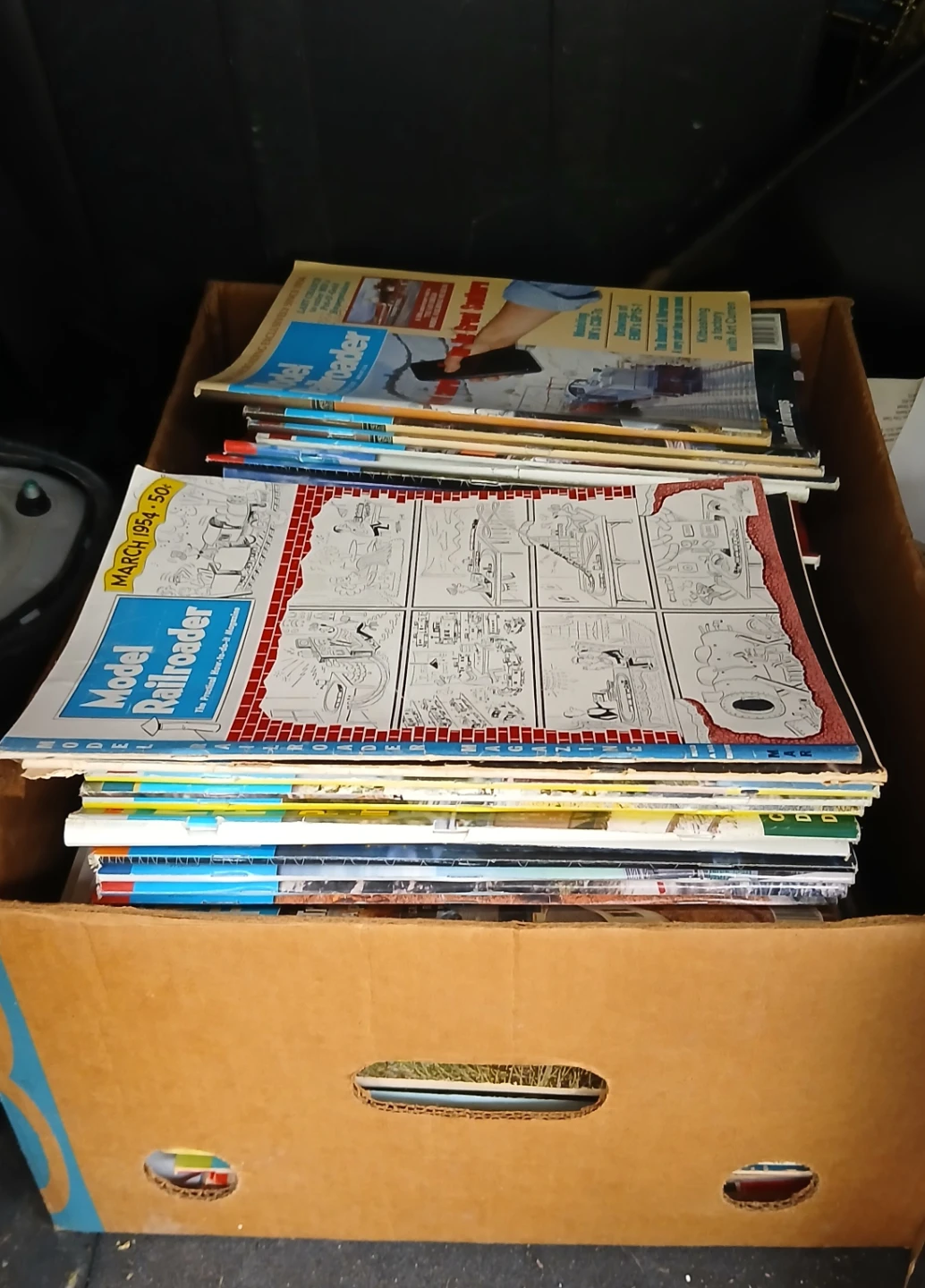 100s of Model Railroader Magazine Collection (Various Issues)