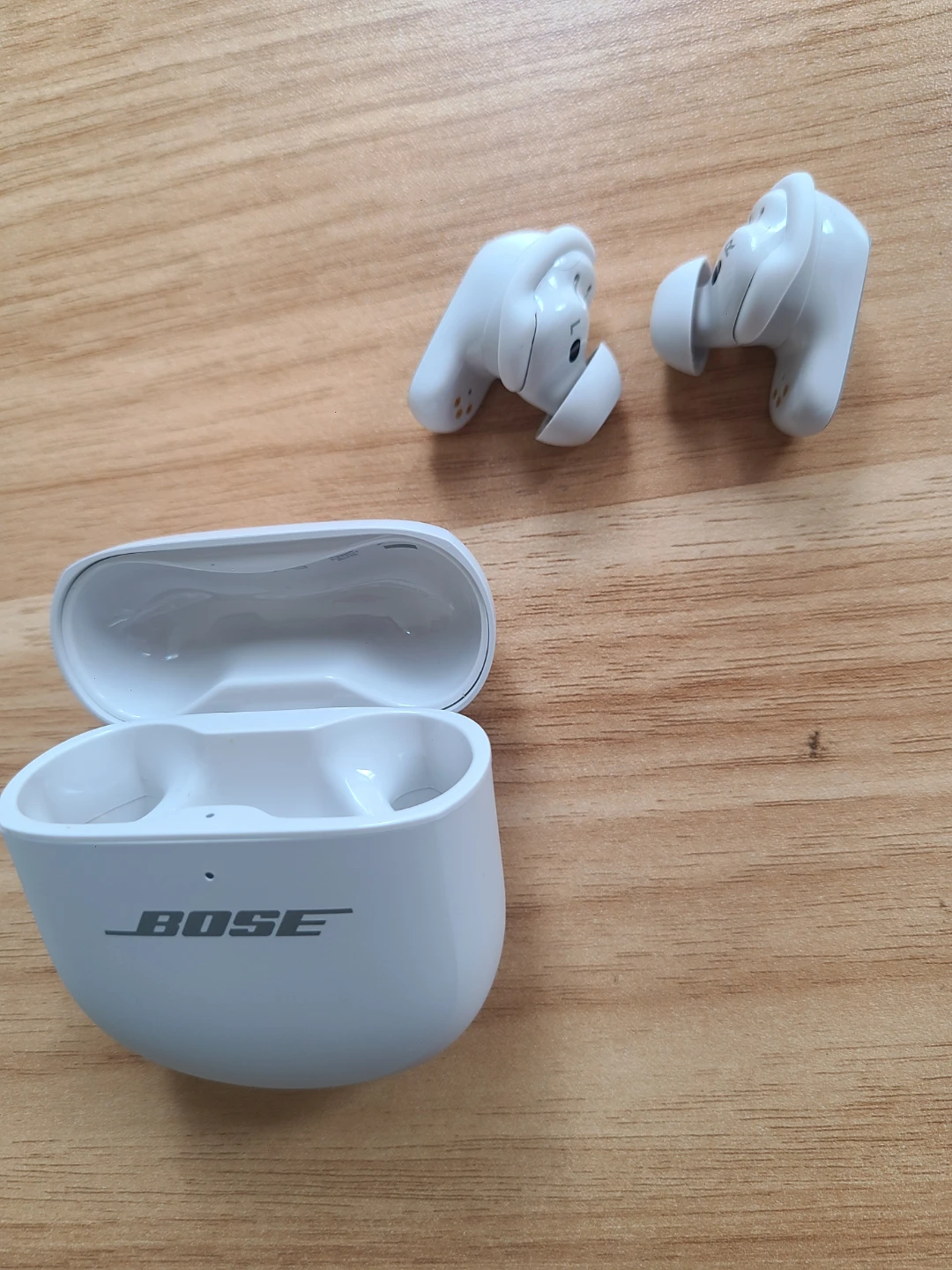 Bose QuietComfort Ultra Earbuds (2nd Gen) - photo 5