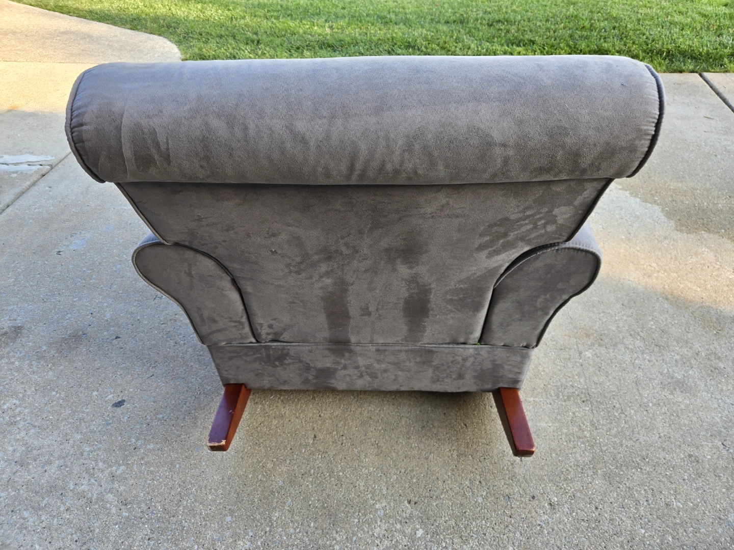 Gray Suede Rocking Chair - photo 3