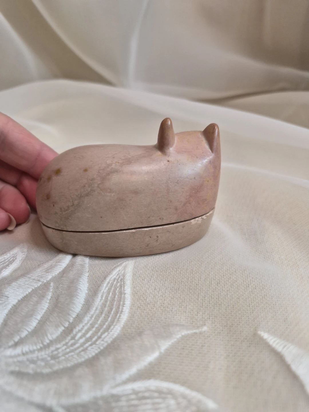 So Cute 3" x 2" Handcrafted Soapstone Hippo House Hippo.. - photo 3