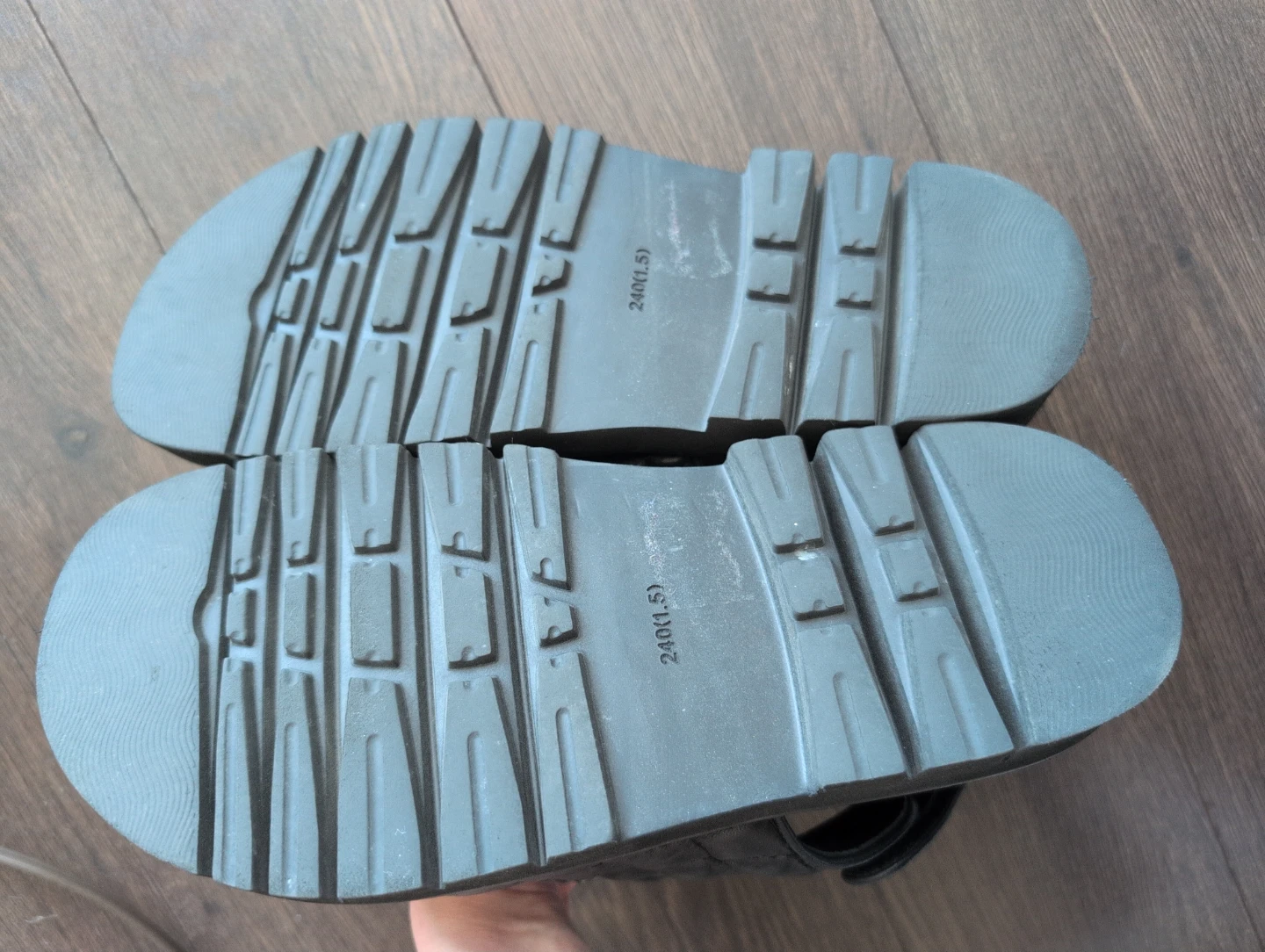 Black Quilted Leather Strap Sandals - photo 5