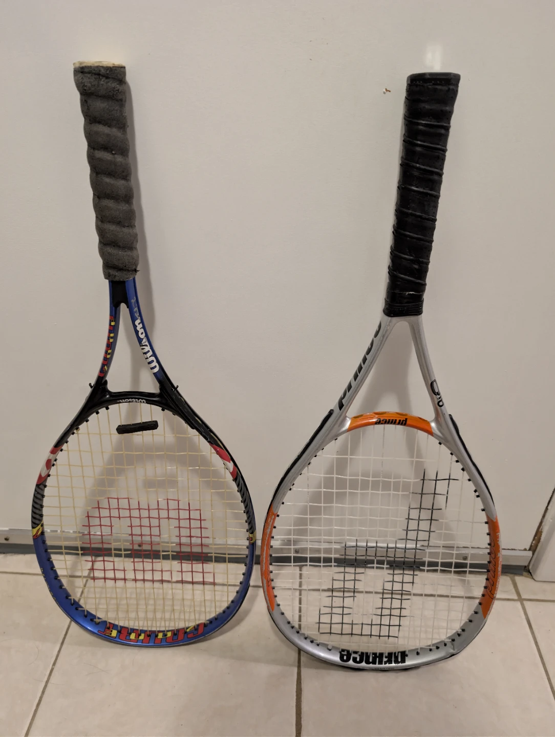 2 tennis rackets wilson/prince