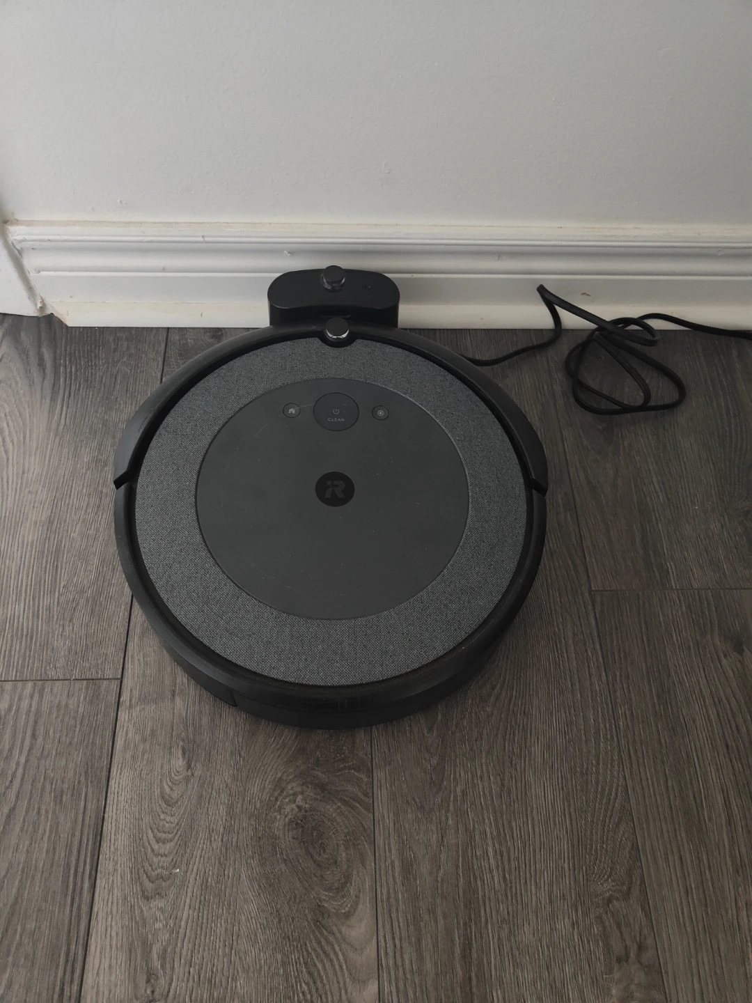 iRobot Roomba Robotic Vacuum Cleaner