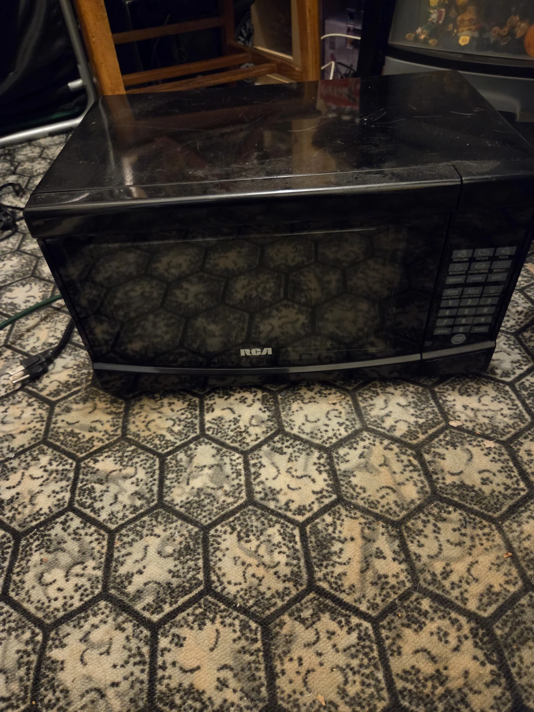 Black RCA Microwave