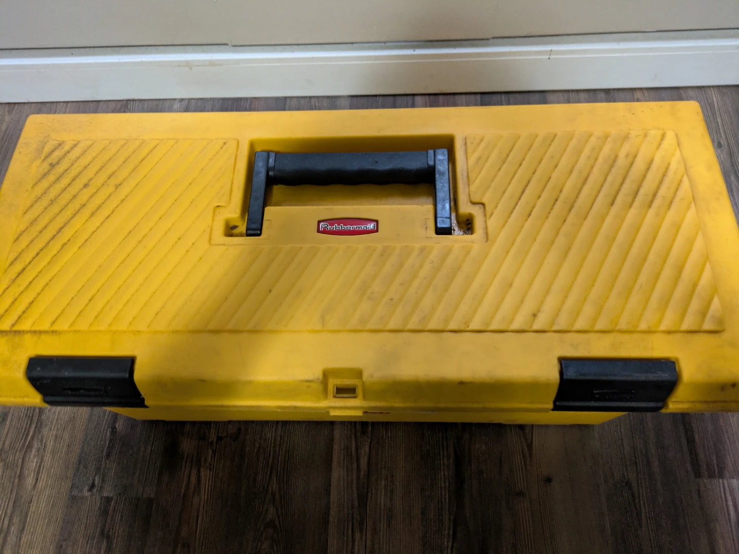 Rubbermaid Tool Box - photo 2