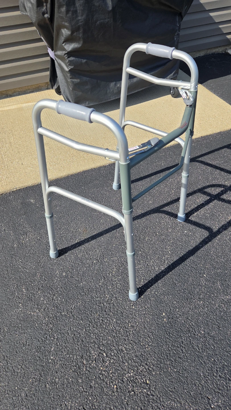 Aluminum Folding Walker - photo 2