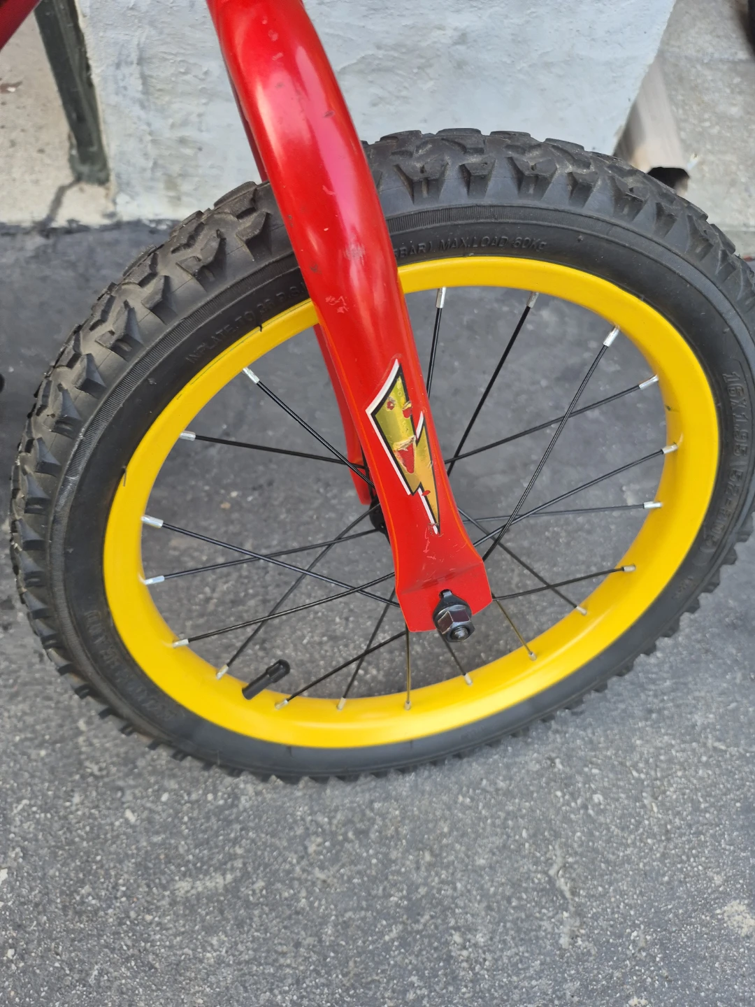Red McQueen Kids Bicycle - photo 3