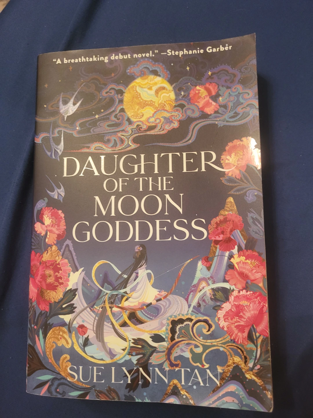 Daughter of the Moon Goddess by Sue Lynn Tan