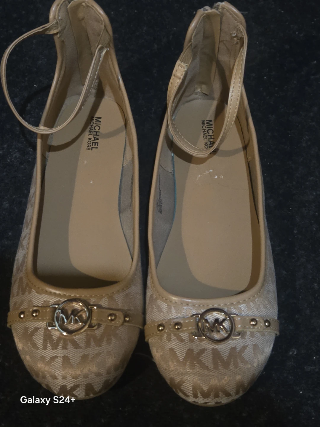Michael Kors Ballet Flats - Tan MK Monogram - Size 5 - photo 2
