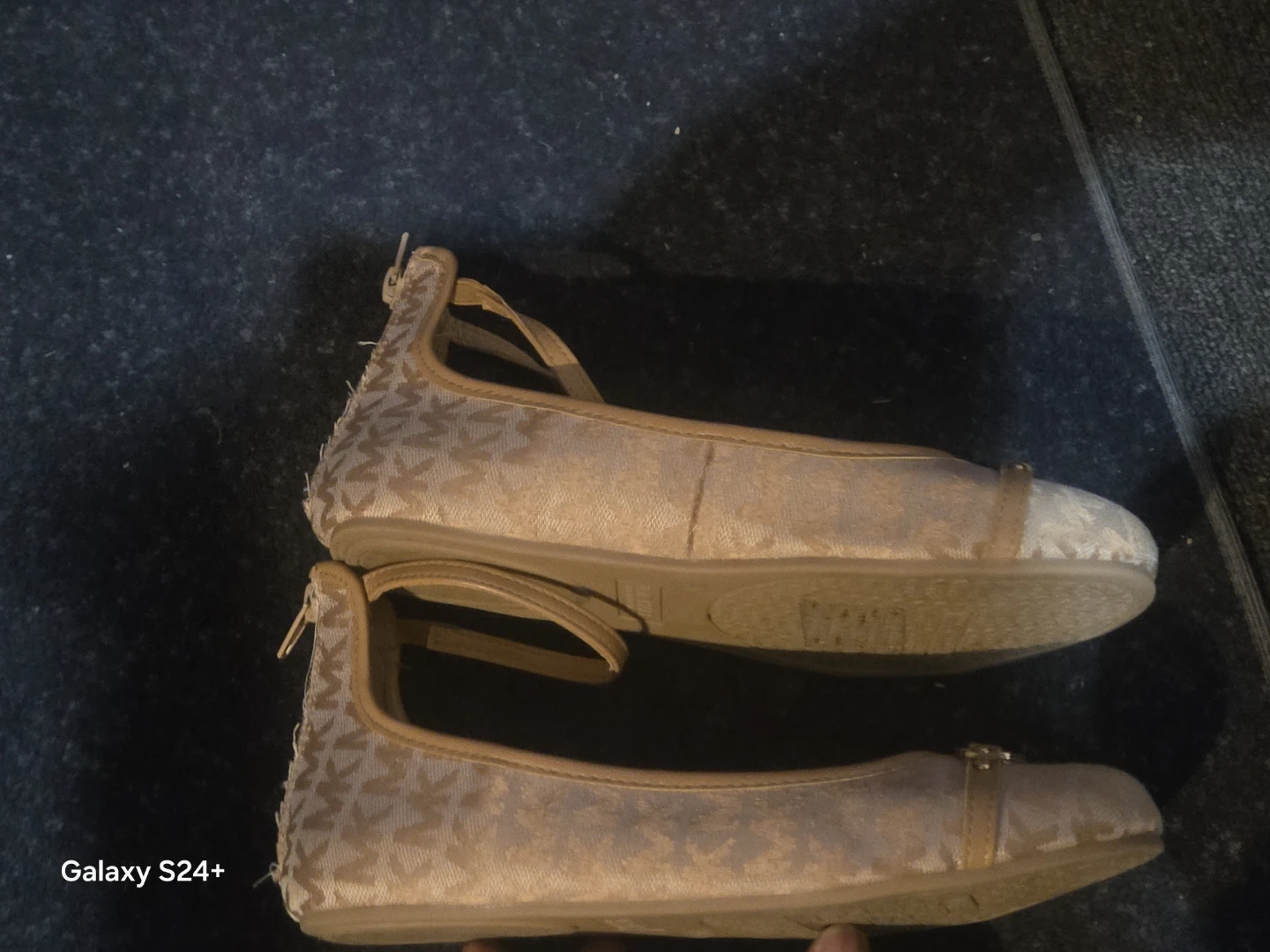 Michael Kors Ballet Flats - Tan MK Monogram - Size 5 - photo 3