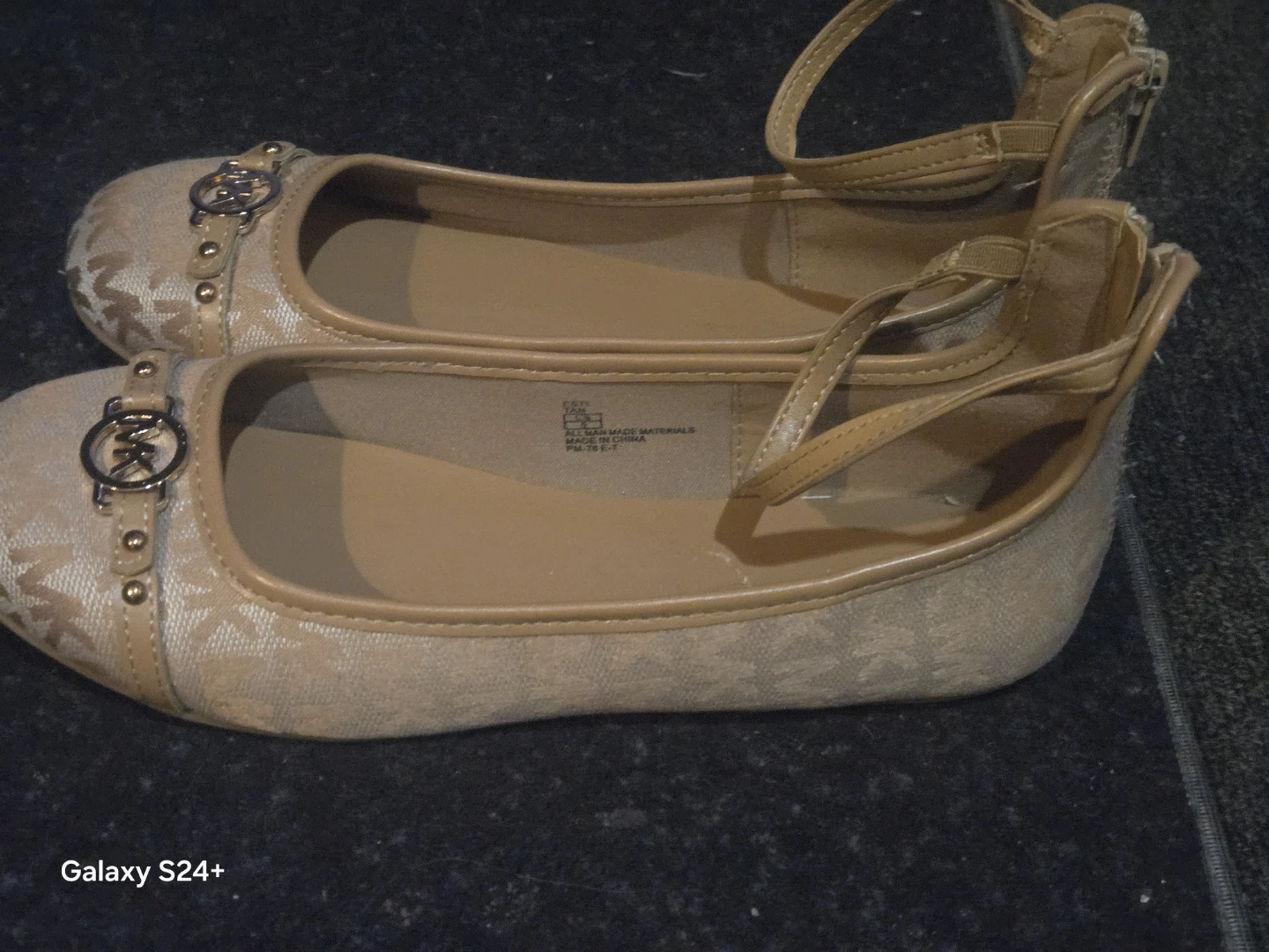 Michael Kors Ballet Flats - Tan MK Monogram - Size 5 - photo 4