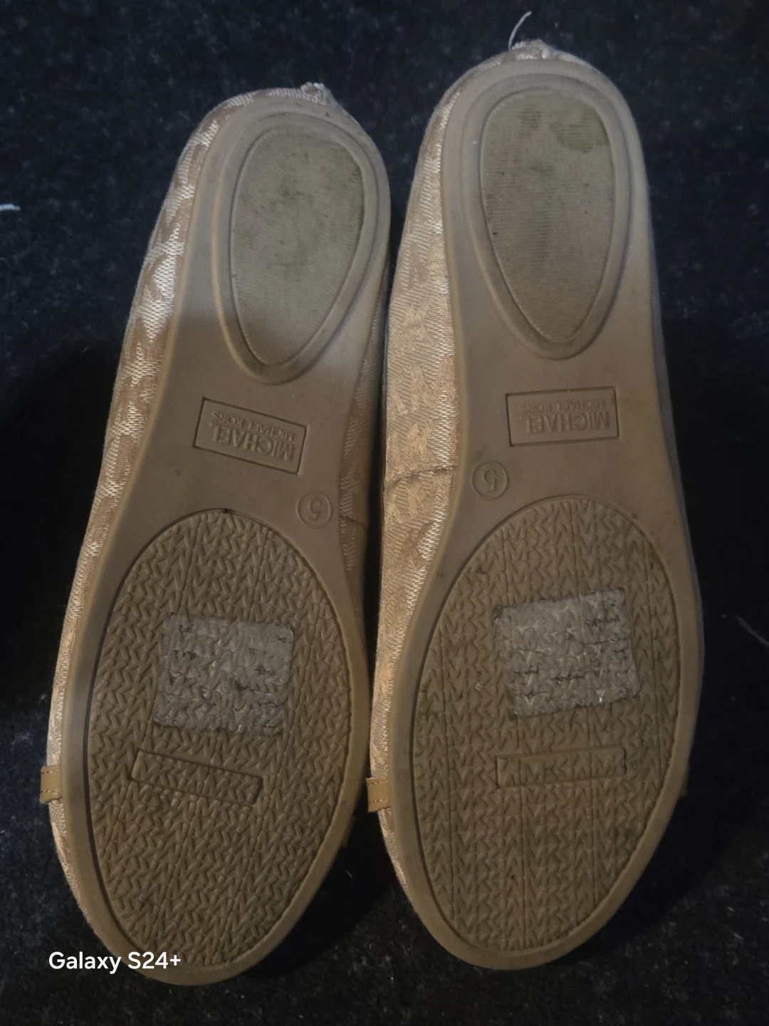 Michael Kors Ballet Flats - Tan MK Monogram - Size 5 - photo 5