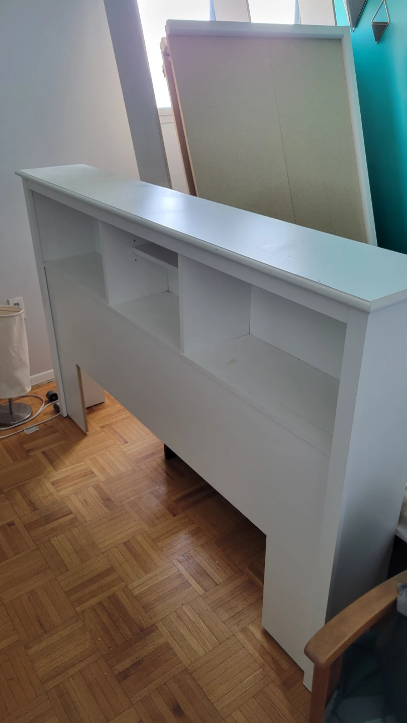 Platform bed and bedhead