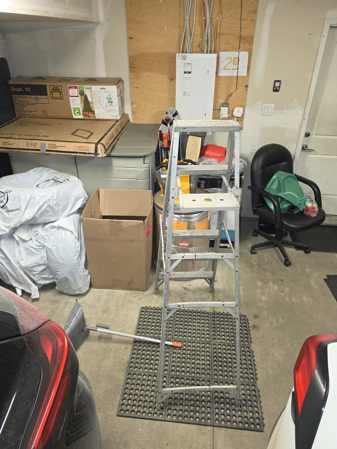 Aluminum Step Ladder - photo 2