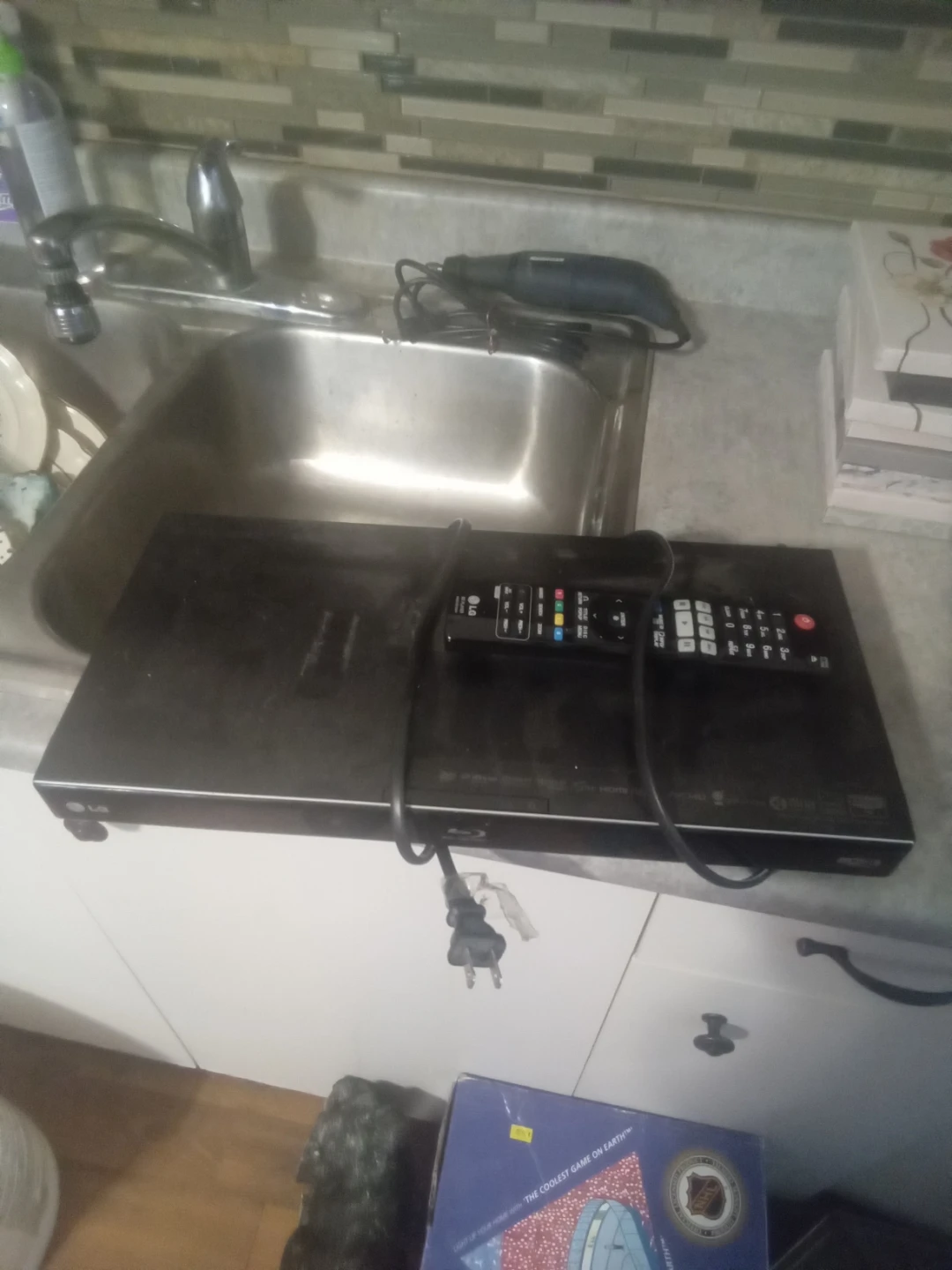 LG Blu-ray Player with Remote
