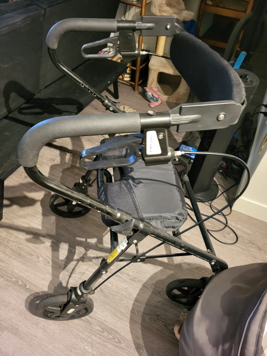 Evolution Walker Rollator - photo 4