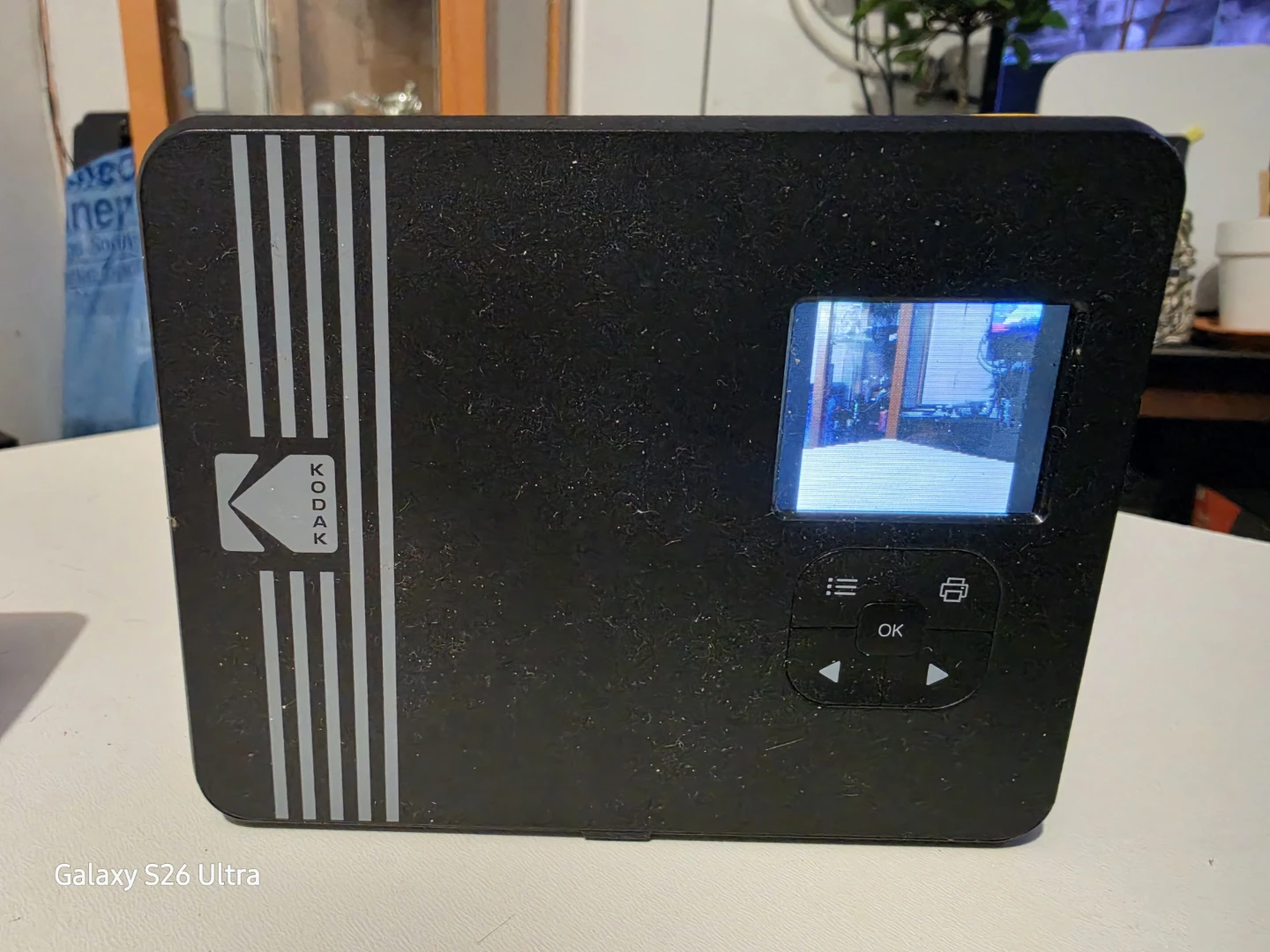 Kodak C300R Instant Camera 2-in-1 Digital Camera Printer - photo 2