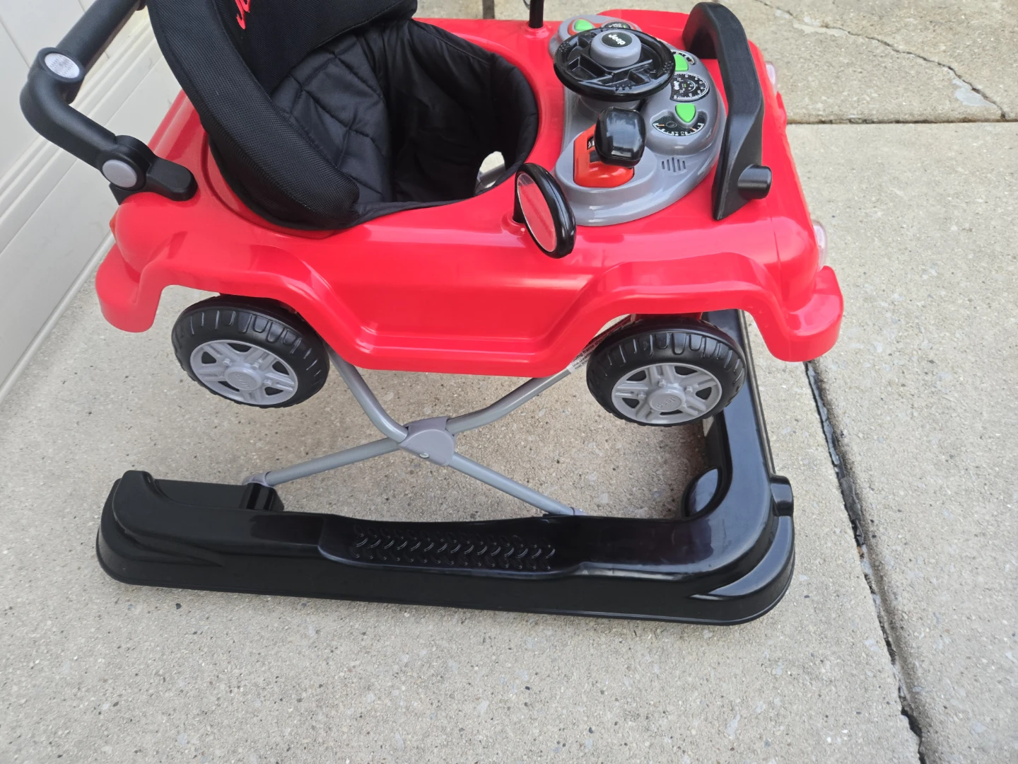 Jeep Baby Walker With Lights and Sounds – Excellent Condition - photo 2