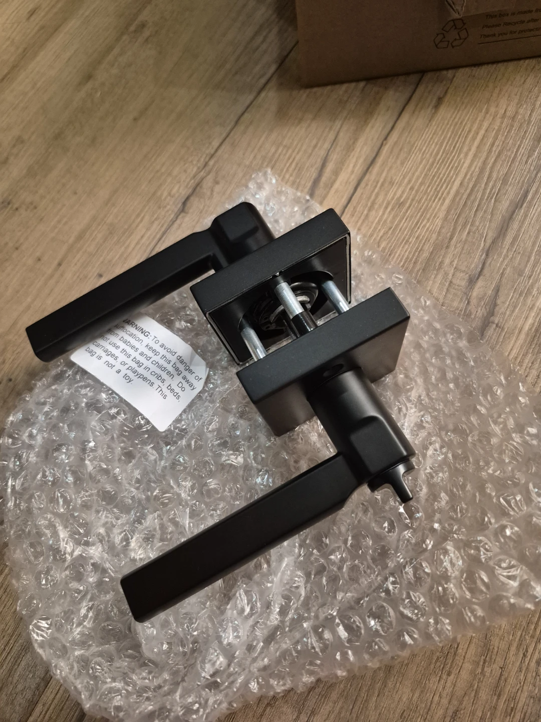6 pack privacy door handles never used