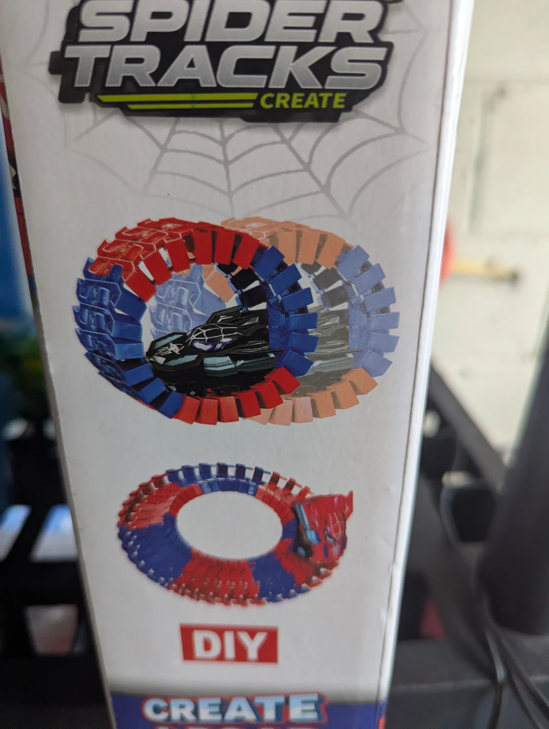 Spider Tracks Create A Road Toy Set with two cars - photo 3