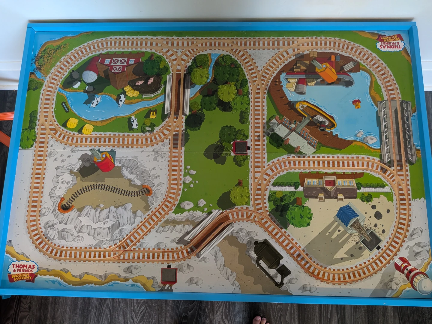 Thomas & Friends Train Table - photo 3