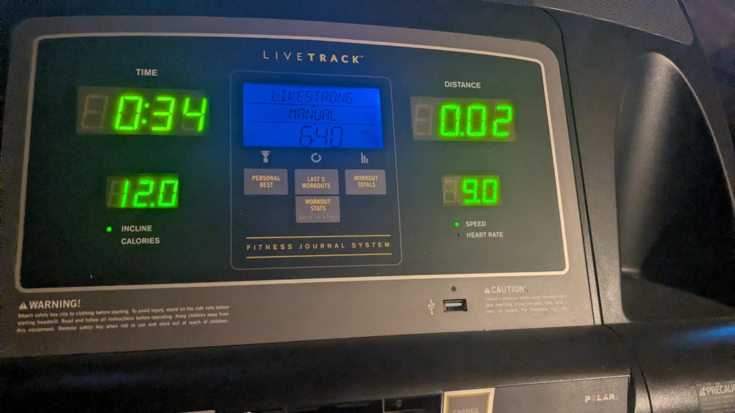 Livestrong Treadmill LS 13.0 T 3.0 HP Motor - photo 4