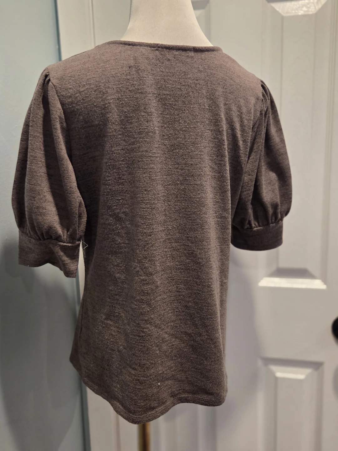 Notations Brown Puff Sleeve Top - Medium - photo 3