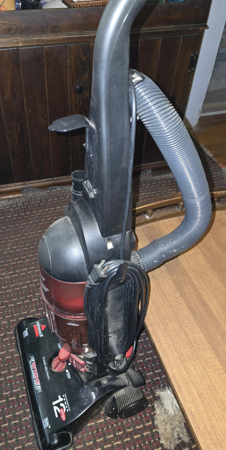 Bissell PowerForce Turbo Upright Vacuum Cleaner - photo 4