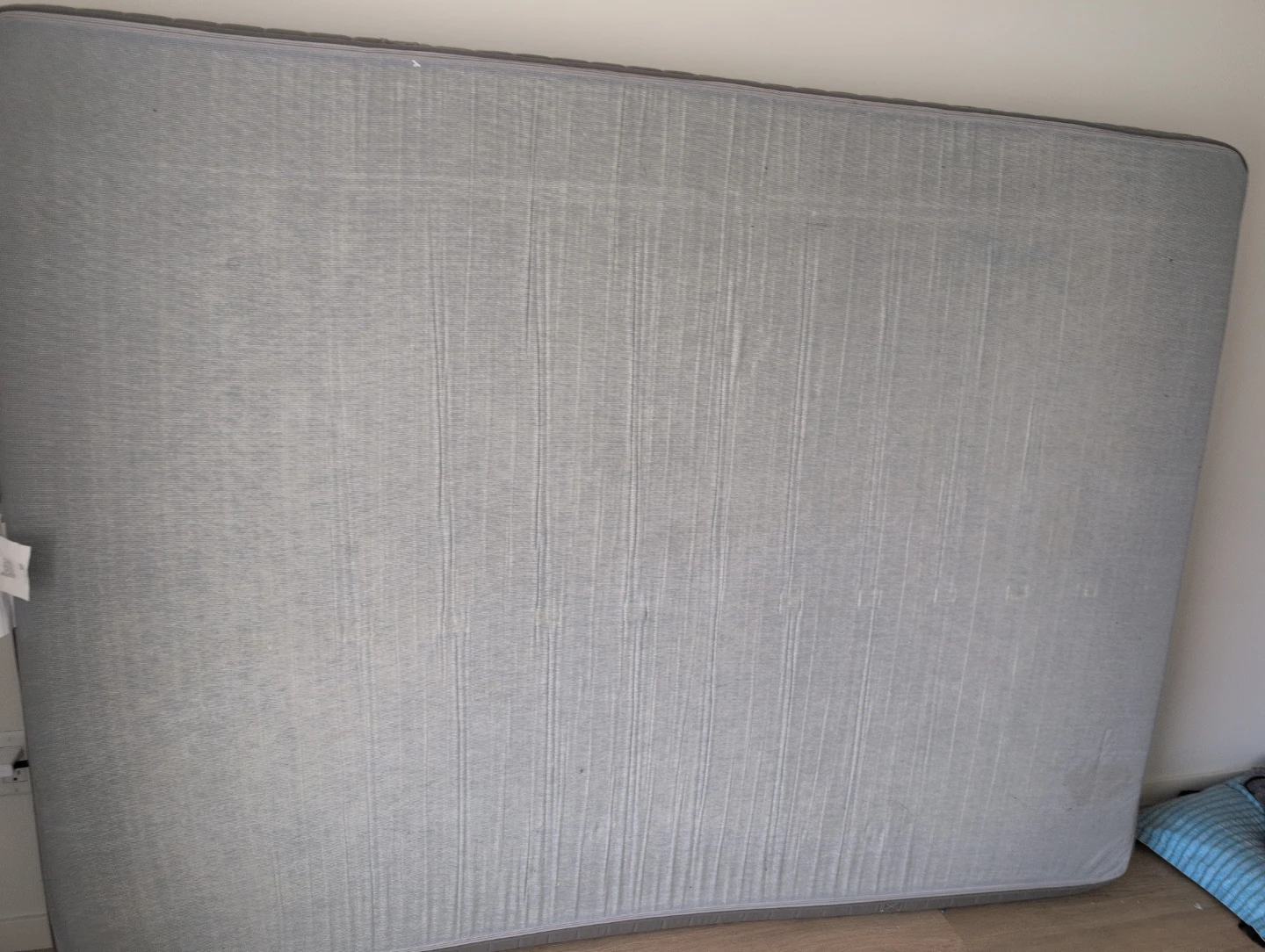 IKEA MORGANDAL Queen Mattress - photo 2