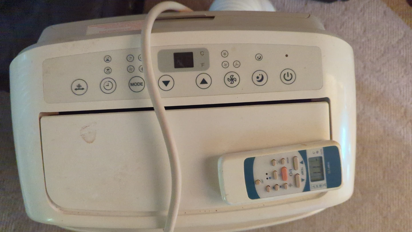 Danby portable air conditioner - photo 2