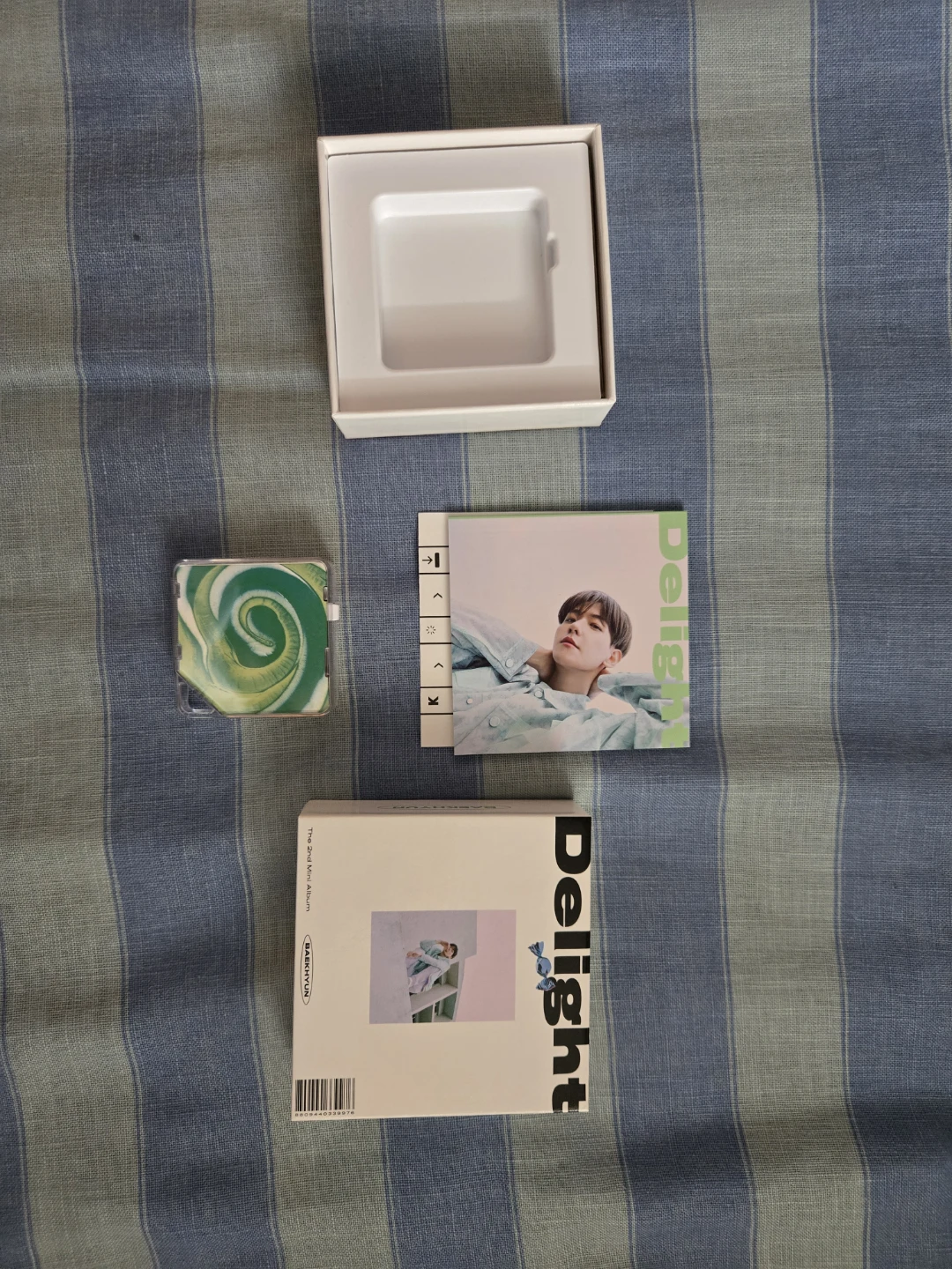 BAEKHYUN DELIGHT KIHNO/NFC ALBUM CHARM IN MINT VER - photo 3