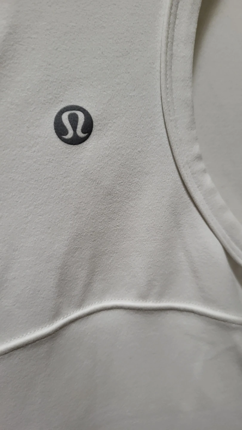 Lululemon Tank Top - photo 3
