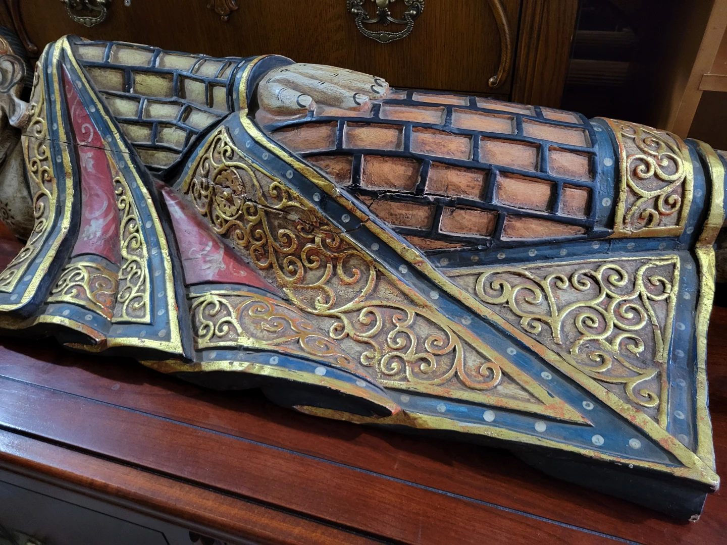 Vintage Carved Wood Reclining Buddha – Gold Leaf & Jewel Accents - photo 4