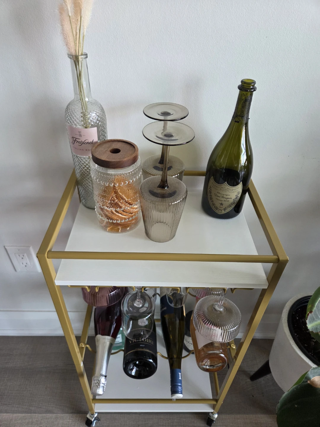 White and gold Bar Cart - photo 2