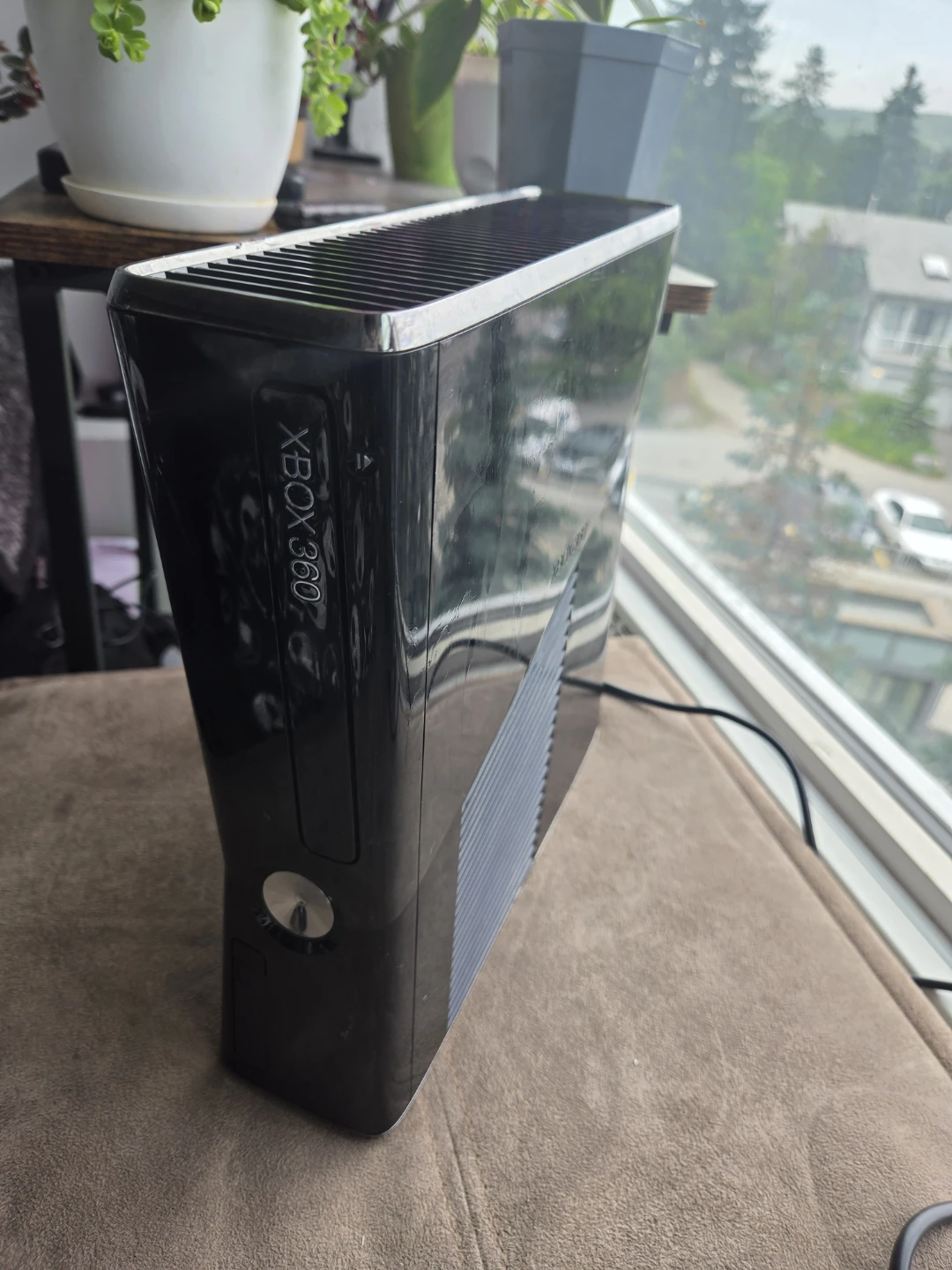Xbox 360 S Console