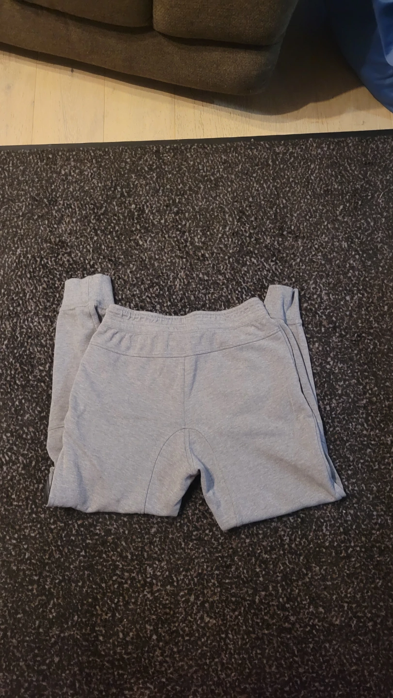 Grey Nike tech pants - photo 2