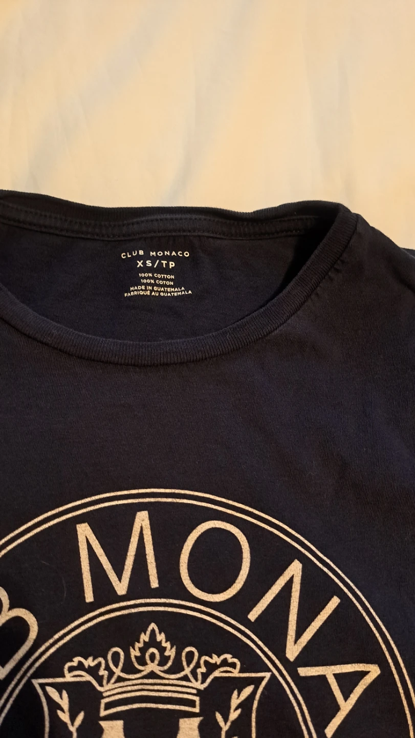 Club Monaco Vintage Crest Tee  XS - photo 2