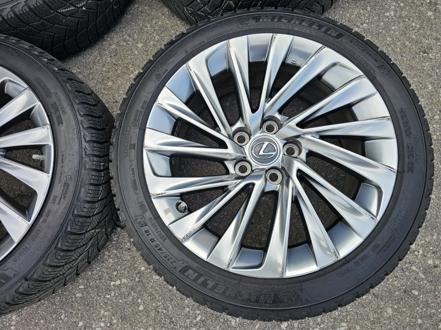 LEXUS ES, IS WINTER TIRES ON O.E.M RIMS - photo 3