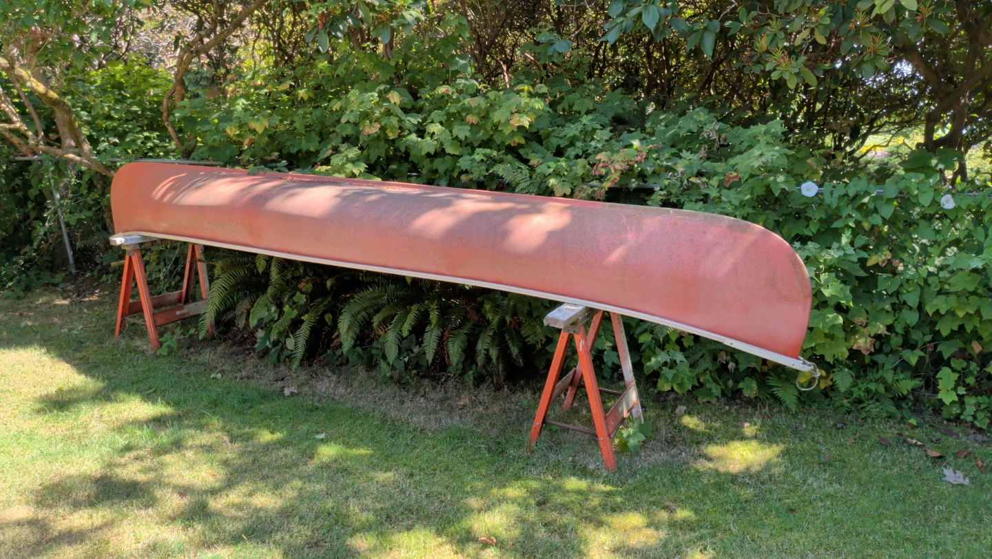 Frontiersman Fiberglass Canoe