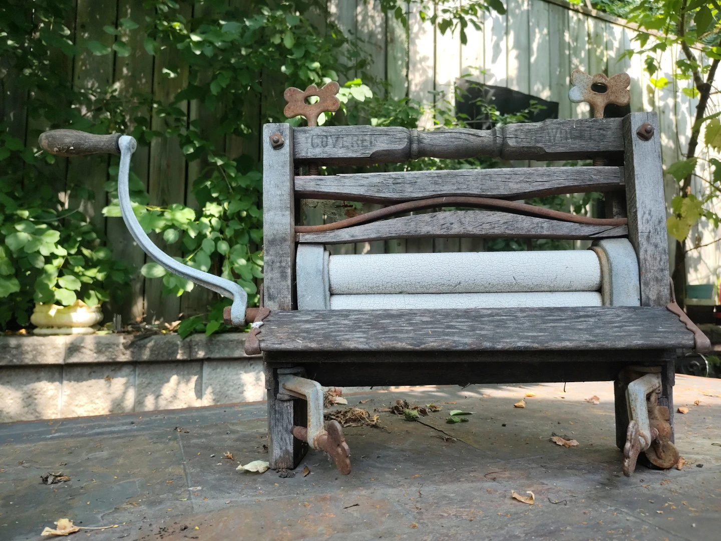 Antique Covered-R Model Wringer