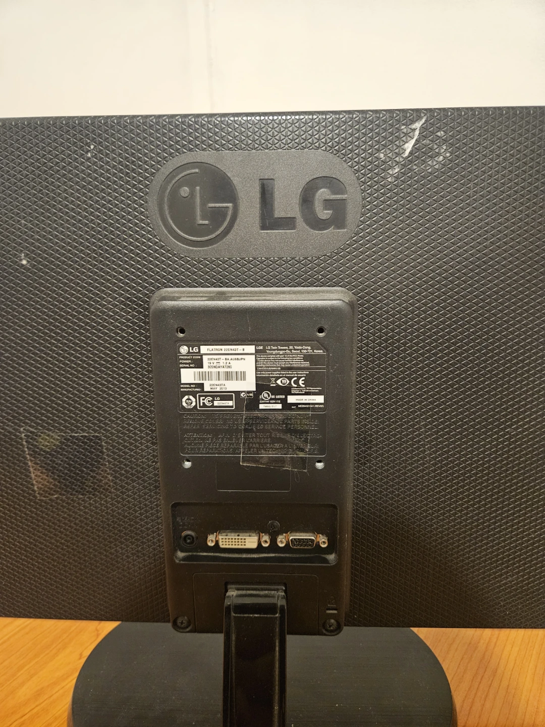 LG Monitor 22" 1920x1080 22EN43T - photo 2