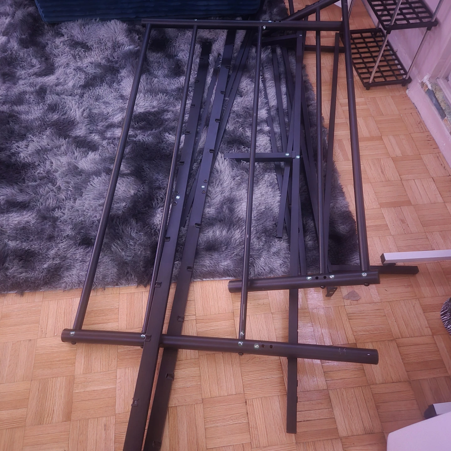 Double bed frame .its apart for pickup. - photo 2