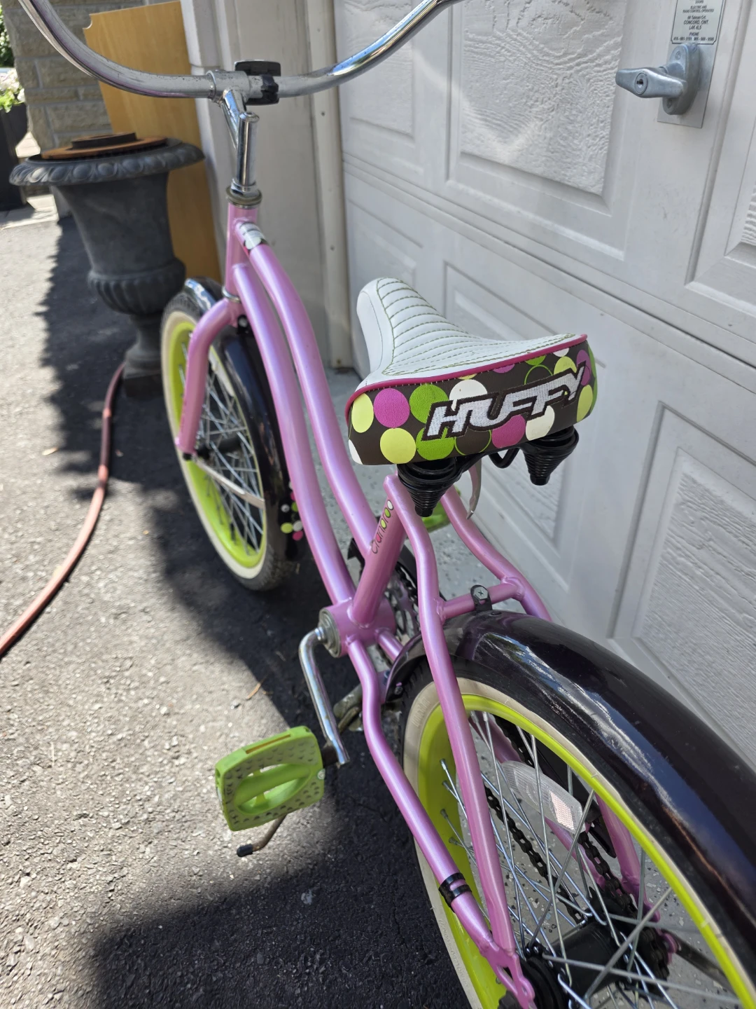 Pink Huffy Cruiser Bike 20 " - photo 2