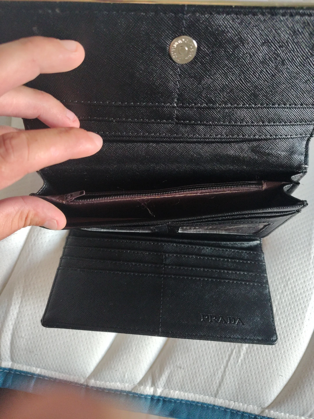 Prada Black Saffiano Leather Wallet - photo 4