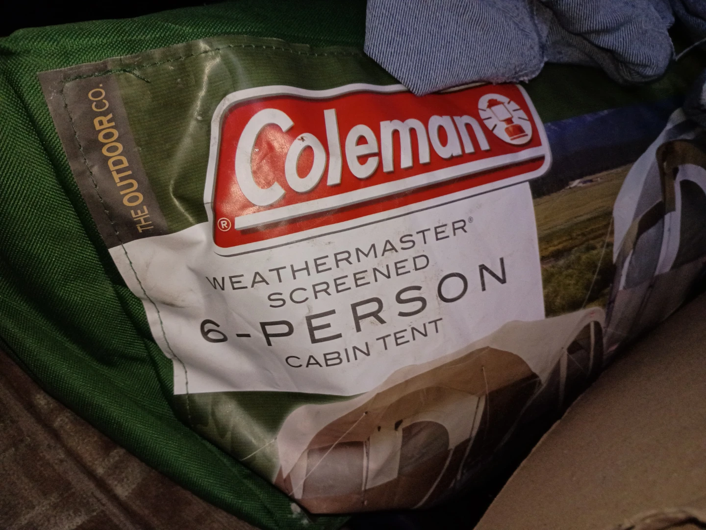 Coleman Weathermaster 6-Person Screened Cabin Tent