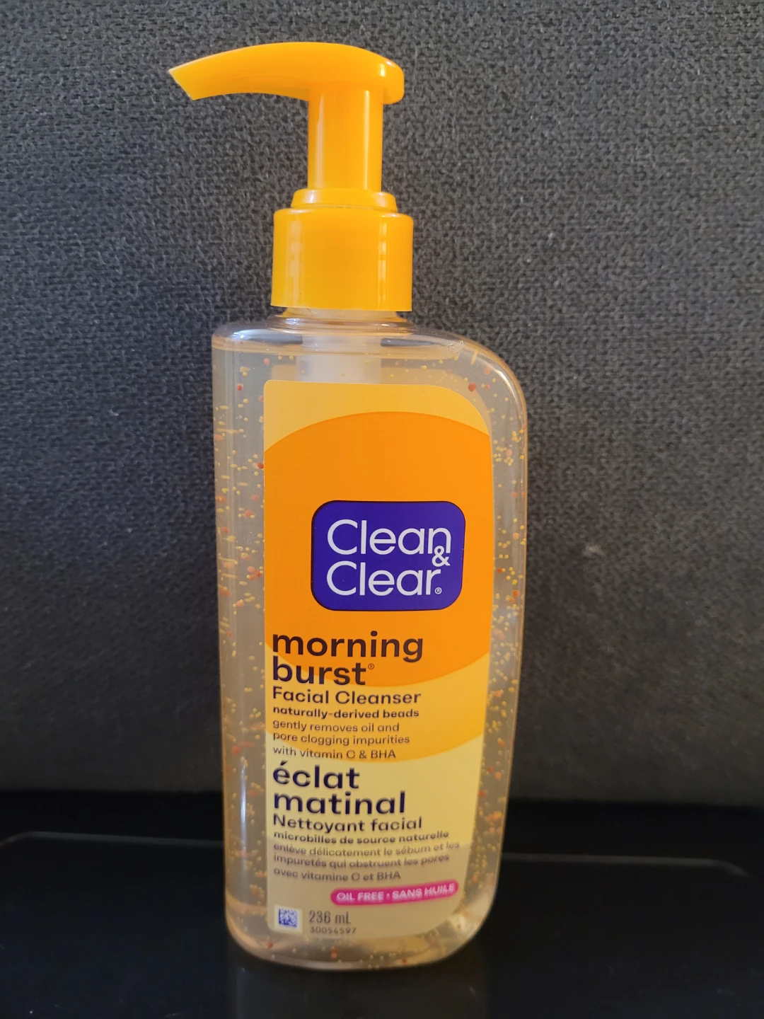 Clean & Clear Morning Burst Facial Cleanser 236 mL