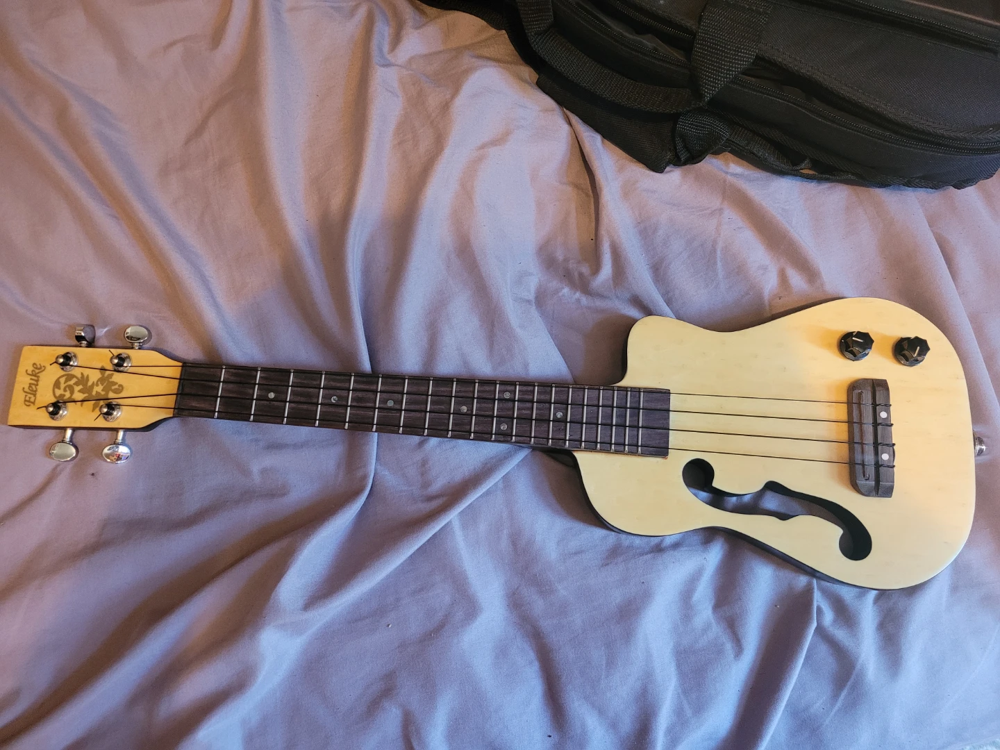 EluUke.com Electric Ukulele with Gig Bag