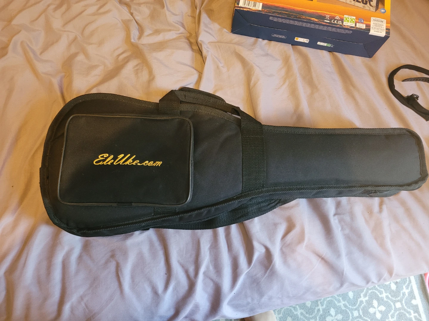 EluUke.com Electric Ukulele with Gig Bag - photo 3