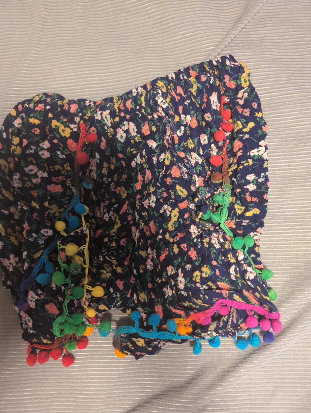 Pom Pom Shorts Set - Floral & Red - photo 3