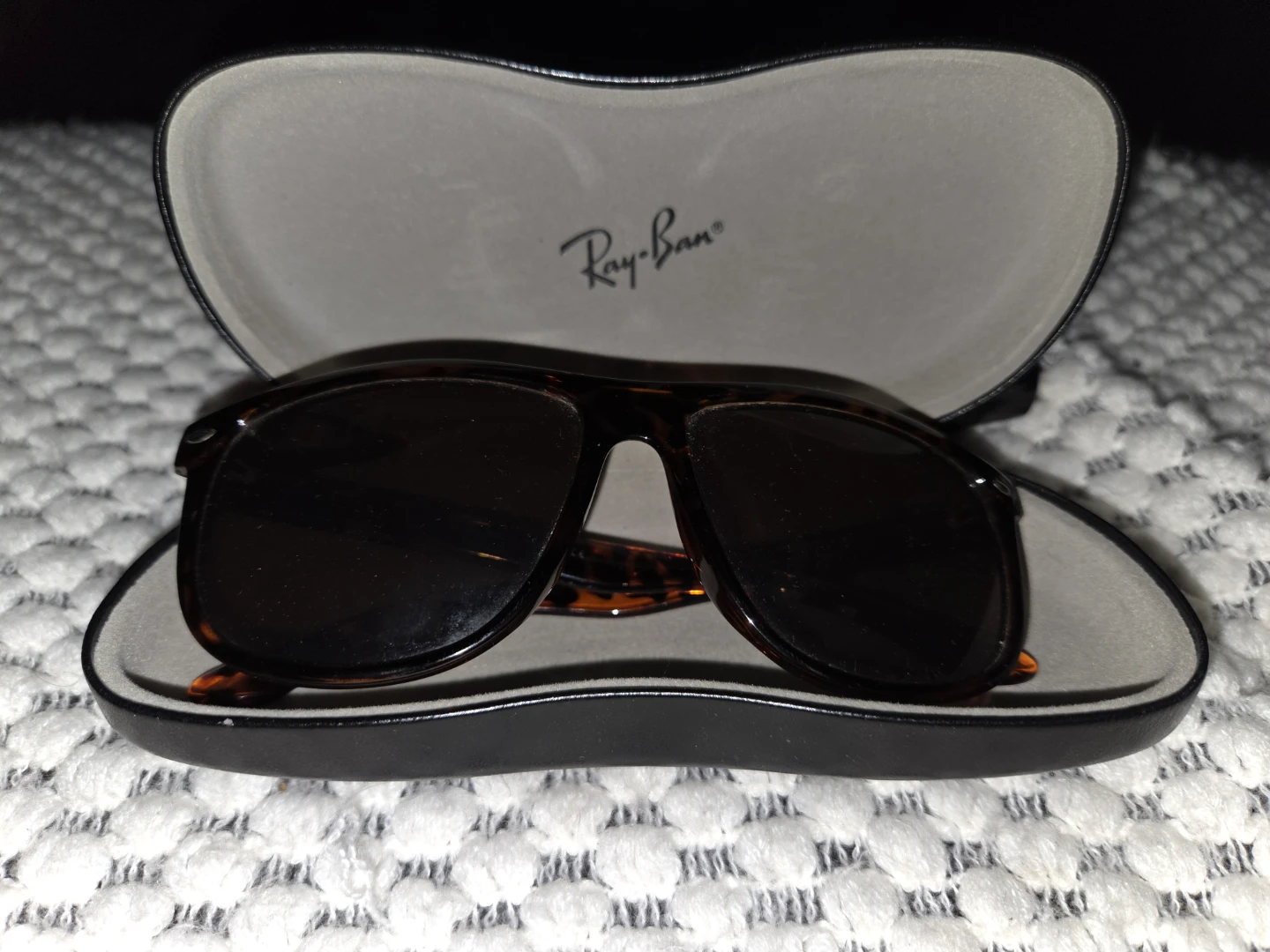 Ray-Ban Sunglasses - photo 2